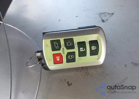 2011 Toyota Sienna Limited V6 z USA, uszkodzony, nr VIN 5TDYK3DC0BS047502